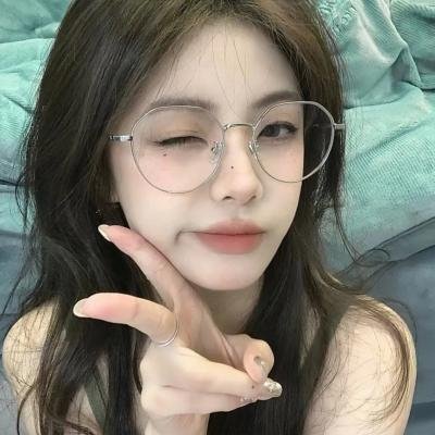 彩虹艳尽半边天 海报